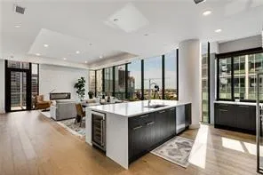 40 12th Street Ne Unit 1406, Atlanta, Georgia 30309, 4 Bedrooms Bedrooms, ,3 BathroomsBathrooms,Residential,For Sale,40 12th Street Ne Unit 1406,7575867