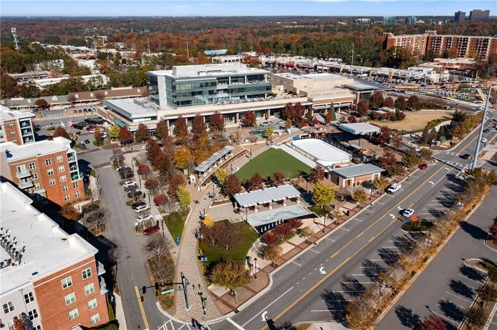 138 Reddington Place, Atlanta, Georgia 30328, 4 Bedrooms Bedrooms, ,3 BathroomsBathrooms,Residential,Sold,138 Reddington Place,7491964