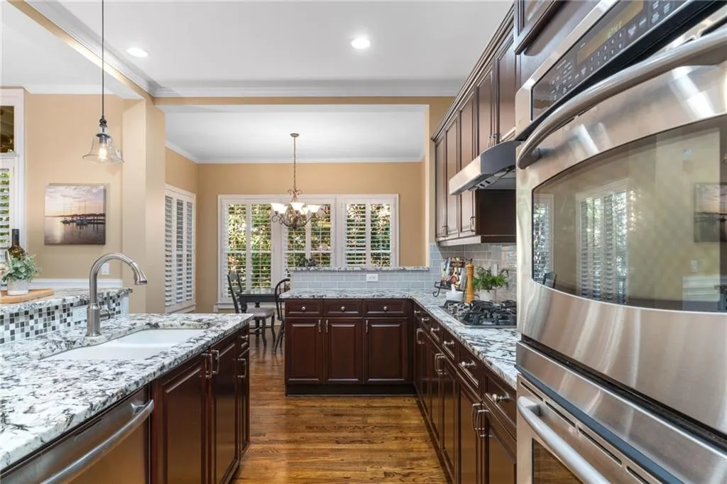 138 Reddington Place, Atlanta, Georgia 30328, 4 Bedrooms Bedrooms, ,3 BathroomsBathrooms,Residential,Sold,138 Reddington Place,7491964