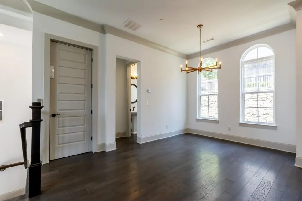 591 Broadview Place Ne, Atlanta, Georgia 30324, 3 Bedrooms Bedrooms, ,3 BathroomsBathrooms,Residential,Sold,591 Broadview Place Ne,5905313