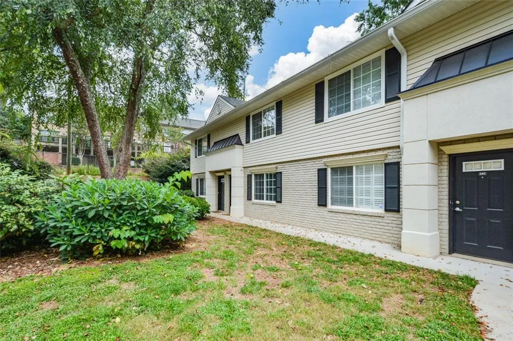 6940 Roswell Road Unit 22b, Atlanta, Georgia 30328, 1 Bedroom Bedrooms, ,1 BathroomBathrooms,Residential,Sold,6940 Roswell Road Unit 22b,6945947