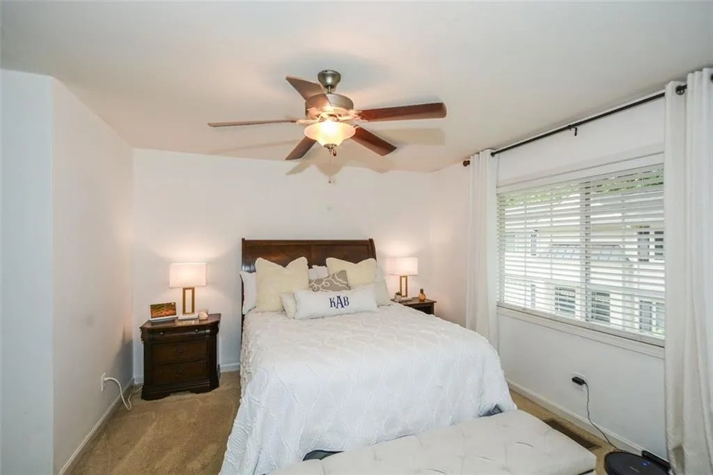 6940 Roswell Road Unit 22b, Atlanta, Georgia 30328, 1 Bedroom Bedrooms, ,1 BathroomBathrooms,Residential,Sold,6940 Roswell Road Unit 22b,6945947