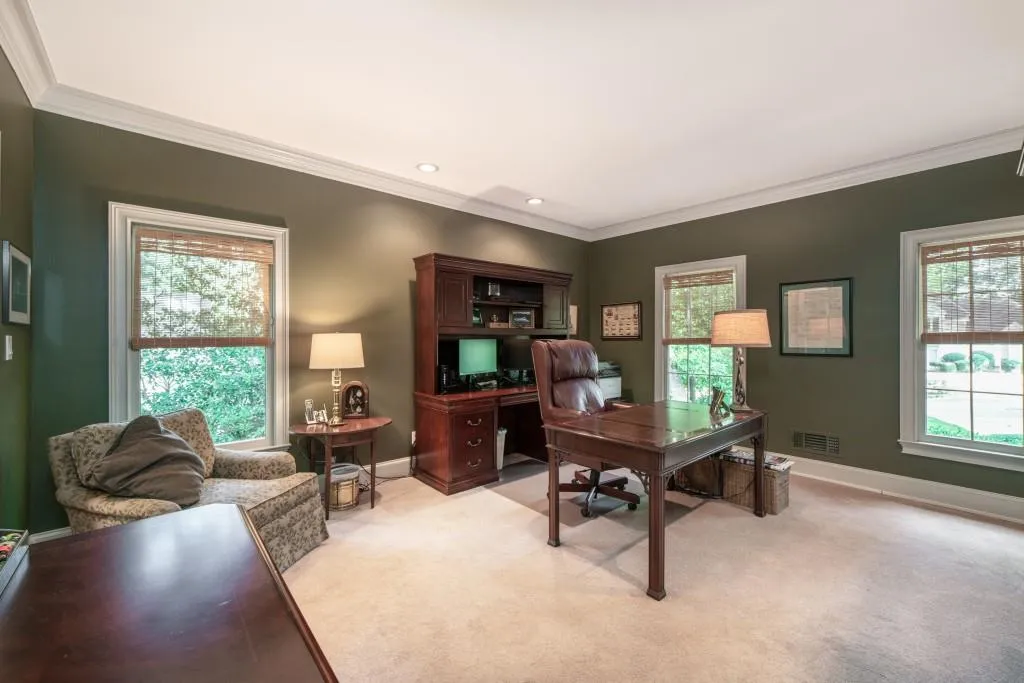 11 Heards Overlook Court, Sandy Springs, Georgia 30328, 5 Bedrooms Bedrooms, ,4 BathroomsBathrooms,Residential,Sold,11 Heards Overlook Court,6777290