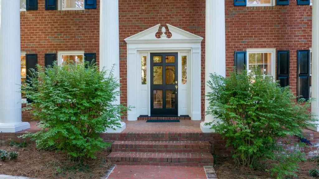 11 Heards Overlook Court, Sandy Springs, Georgia 30328, 5 Bedrooms Bedrooms, ,4 BathroomsBathrooms,Residential,Sold,11 Heards Overlook Court,6777290