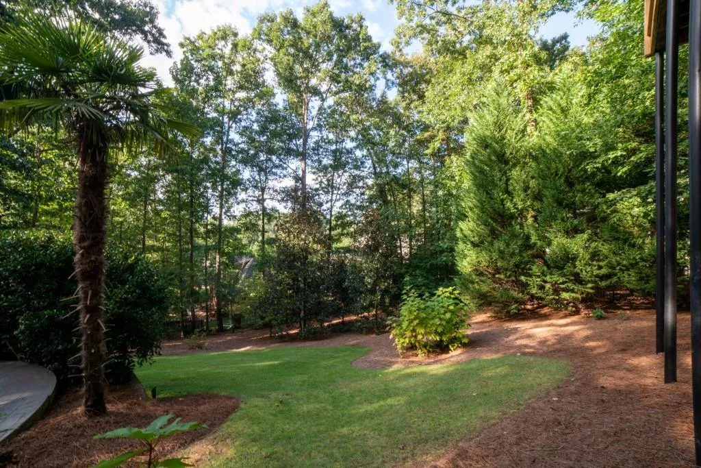 11 Heards Overlook Court, Sandy Springs, Georgia 30328, 5 Bedrooms Bedrooms, ,4 BathroomsBathrooms,Residential,Sold,11 Heards Overlook Court,6777290