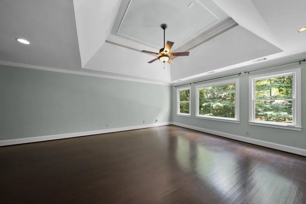 135 Grogans Lake Drive, Sandy Springs, Georgia 30350, 6 Bedrooms Bedrooms, ,4 BathroomsBathrooms,Residential,Sold,135 Grogans Lake Drive,6756364