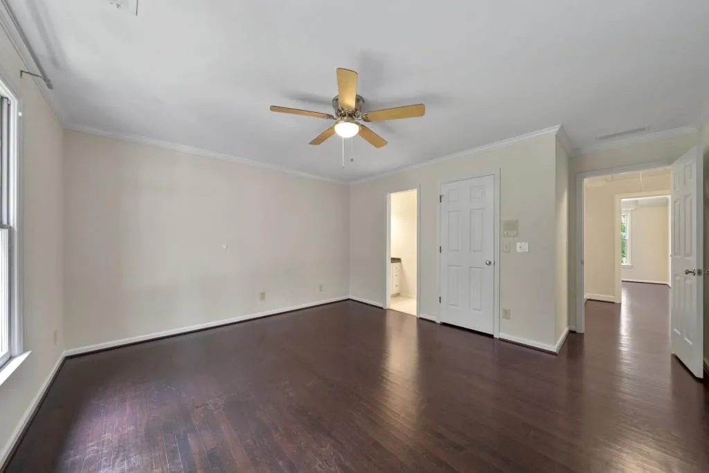 135 Grogans Lake Drive, Sandy Springs, Georgia 30350, 6 Bedrooms Bedrooms, ,4 BathroomsBathrooms,Residential,Sold,135 Grogans Lake Drive,6756364