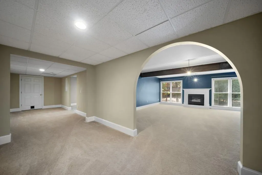 135 Grogans Lake Drive, Sandy Springs, Georgia 30350, 6 Bedrooms Bedrooms, ,4 BathroomsBathrooms,Residential,Sold,135 Grogans Lake Drive,6756364