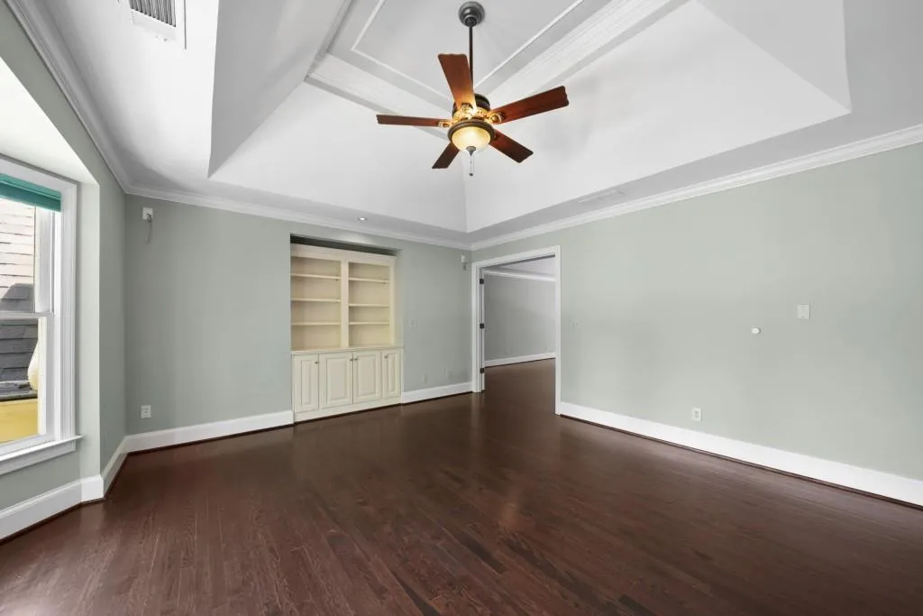 135 Grogans Lake Drive, Sandy Springs, Georgia 30350, 6 Bedrooms Bedrooms, ,4 BathroomsBathrooms,Residential,Sold,135 Grogans Lake Drive,6756364