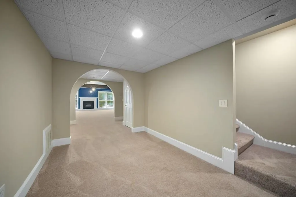 135 Grogans Lake Drive, Sandy Springs, Georgia 30350, 6 Bedrooms Bedrooms, ,4 BathroomsBathrooms,Residential,Sold,135 Grogans Lake Drive,6756364