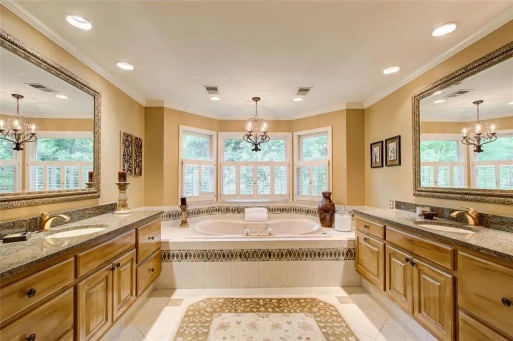 7209 Twin Branch Road, Atlanta, Georgia 30328, 6 Bedrooms Bedrooms, ,3 BathroomsBathrooms,Residential,Sold,7209 Twin Branch Road,7374158