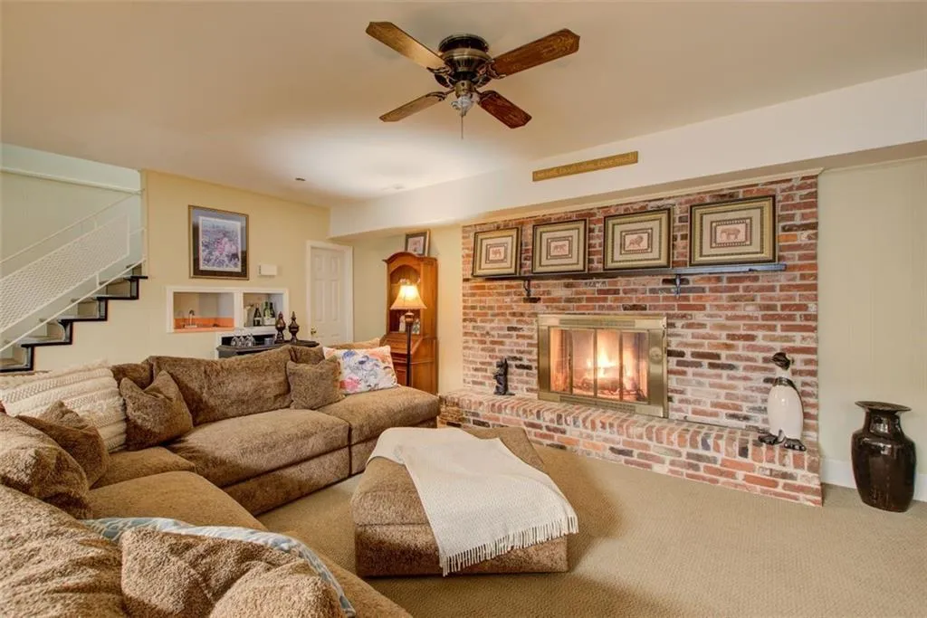 7209 Twin Branch Road, Atlanta, Georgia 30328, 6 Bedrooms Bedrooms, ,3 BathroomsBathrooms,Residential,Sold,7209 Twin Branch Road,7374158