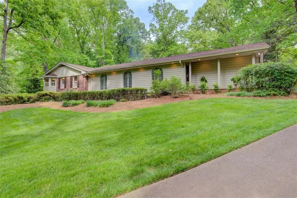 7209 Twin Branch Road, Atlanta, Georgia 30328, 6 Bedrooms Bedrooms, ,3 BathroomsBathrooms,Residential,Sold,7209 Twin Branch Road,7374158