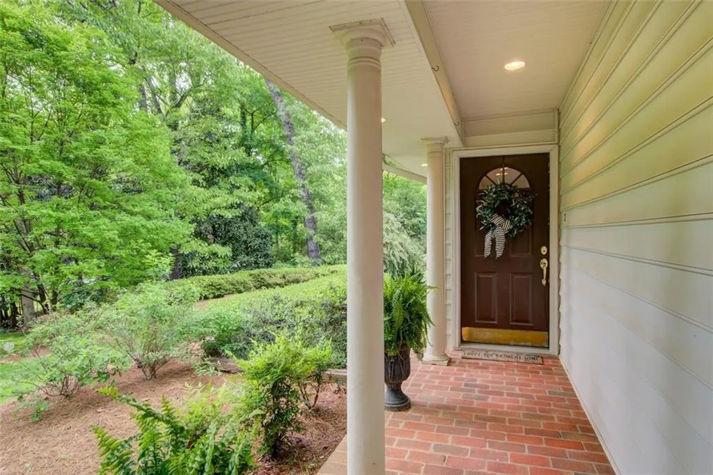 7209 Twin Branch Road, Atlanta, Georgia 30328, 6 Bedrooms Bedrooms, ,3 BathroomsBathrooms,Residential,Sold,7209 Twin Branch Road,7374158