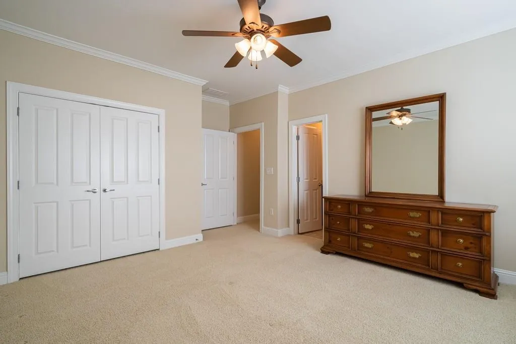 1186 Glenridge Place, Sandy Springs, Georgia 30342, 3 Bedrooms Bedrooms, ,3 BathroomsBathrooms,Residential,Sold,1186 Glenridge Place,6798424
