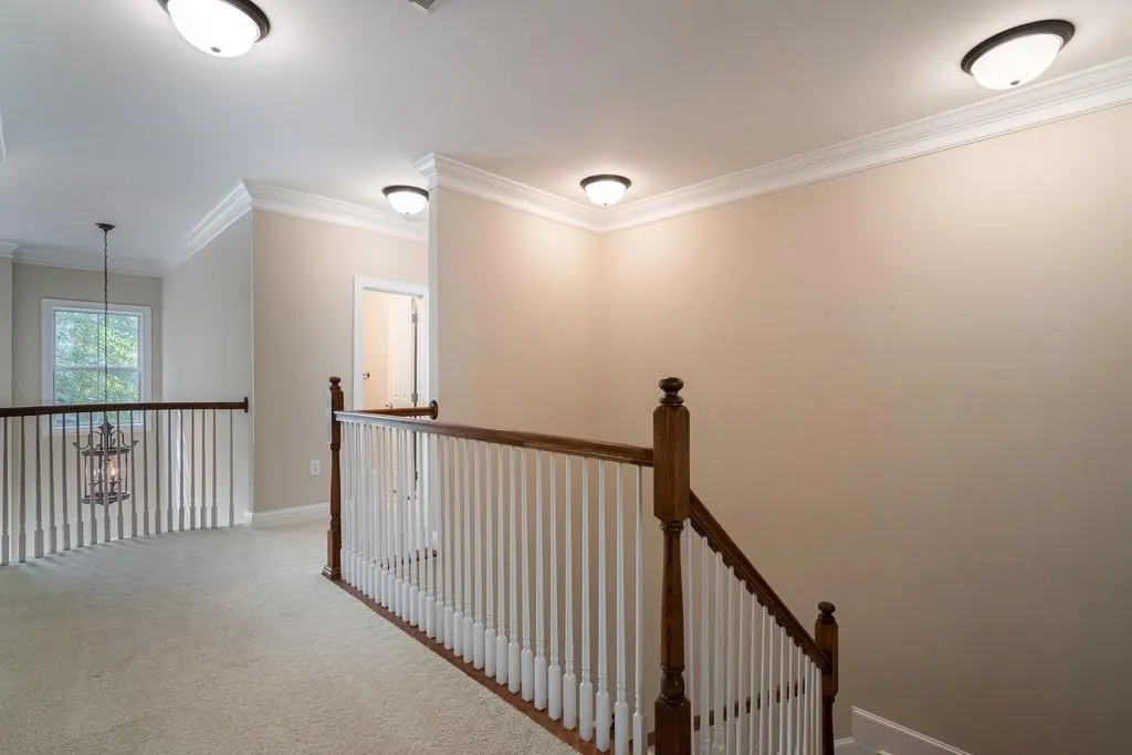 1186 Glenridge Place, Sandy Springs, Georgia 30342, 3 Bedrooms Bedrooms, ,3 BathroomsBathrooms,Residential,Sold,1186 Glenridge Place,6798424