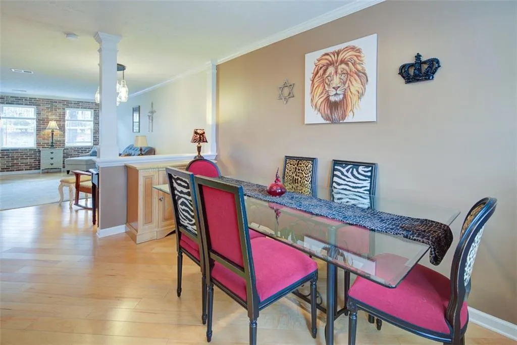 145 N River Drive Unit E, Sandy Springs, Georgia 30350, 2 Bedrooms Bedrooms, ,2 BathroomsBathrooms,Residential,Sold,145 N River Drive Unit E,6680103