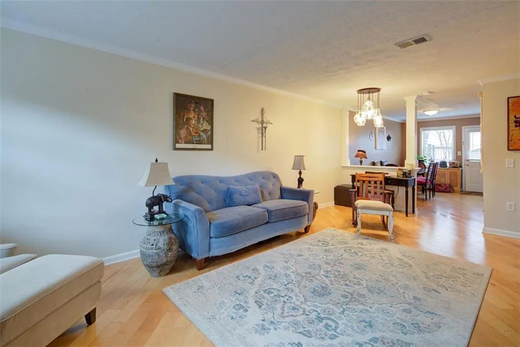 145 N River Drive Unit E, Sandy Springs, Georgia 30350, 2 Bedrooms Bedrooms, ,2 BathroomsBathrooms,Residential,Sold,145 N River Drive Unit E,6680103