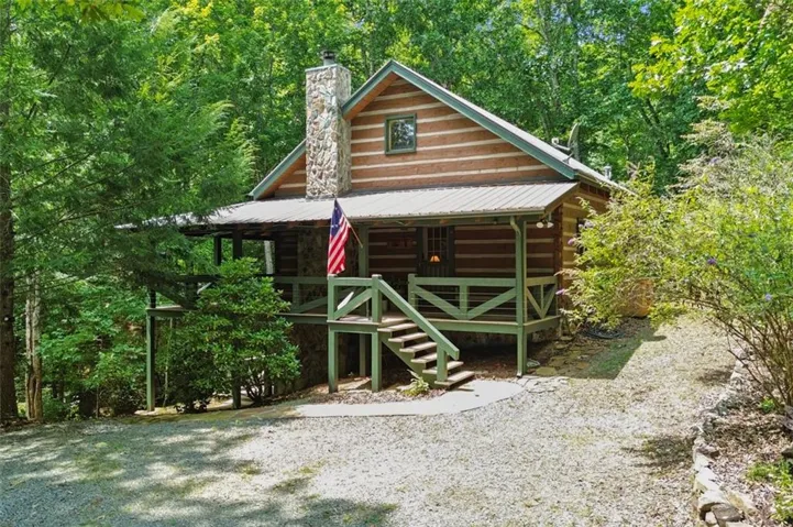 322 Honeysuckle Way, Blue Ridge, Georgia 30513