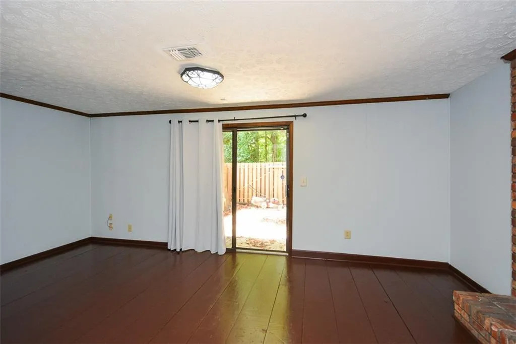 8891 Roberts Drive, Atlanta, Georgia 30350, 3 Bedrooms Bedrooms, ,3 BathroomsBathrooms,Residential,Sold,8891 Roberts Drive,7461616