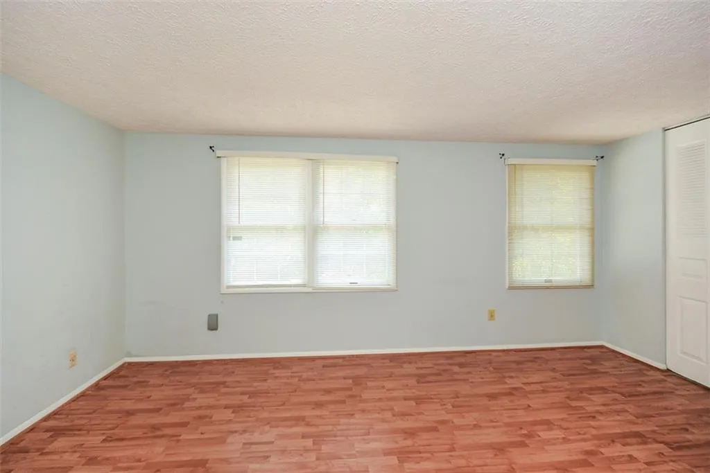 8891 Roberts Drive, Atlanta, Georgia 30350, 3 Bedrooms Bedrooms, ,3 BathroomsBathrooms,Residential,Sold,8891 Roberts Drive,7461616