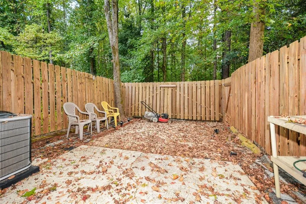 8891 Roberts Drive, Atlanta, Georgia 30350, 3 Bedrooms Bedrooms, ,3 BathroomsBathrooms,Residential,Sold,8891 Roberts Drive,7461616