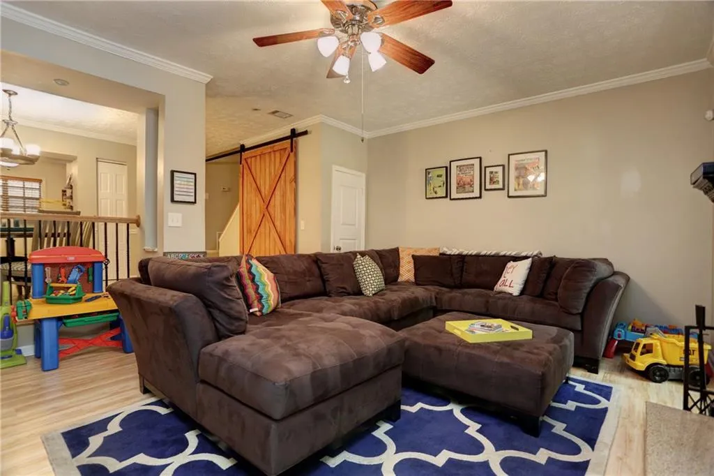 5380 Chemin De Vie, Sandy Springs, Georgia 30342, 2 Bedrooms Bedrooms, ,2 BathroomsBathrooms,Residential,Sold,5380 Chemin De Vie,5718330