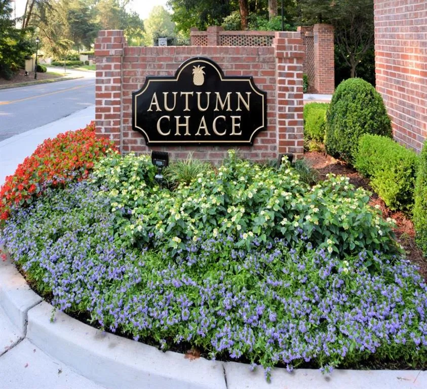 430 The North Chace Ne, Sandy Springs, Georgia 30328, 3 Bedrooms Bedrooms, ,2 BathroomsBathrooms,Residential,Sold,430 The North Chace Ne,5898634