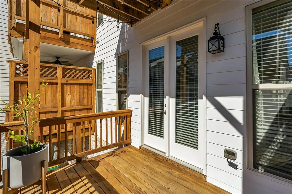 4302 Parkside Place, Atlanta, Georgia 30342, 2 Bedrooms Bedrooms, ,2 BathroomsBathrooms,Residential,Sold,4302 Parkside Place,6810851