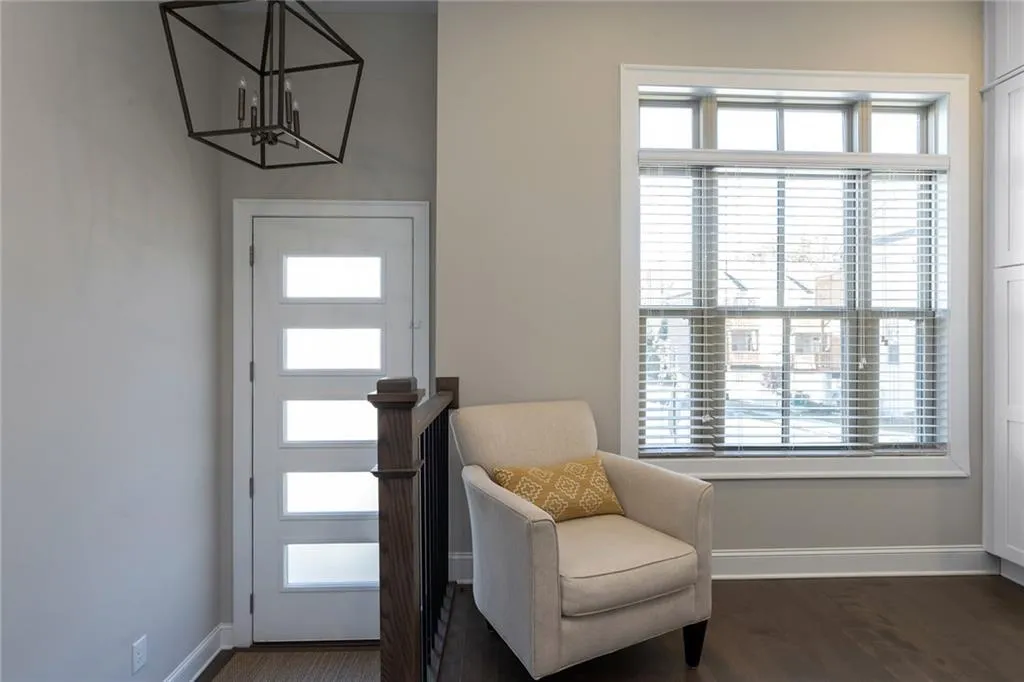 4302 Parkside Place, Atlanta, Georgia 30342, 2 Bedrooms Bedrooms, ,2 BathroomsBathrooms,Residential,Sold,4302 Parkside Place,6810851