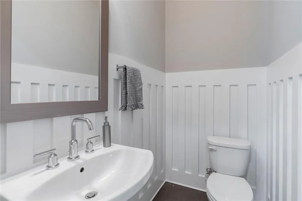 4302 Parkside Place, Atlanta, Georgia 30342, 2 Bedrooms Bedrooms, ,2 BathroomsBathrooms,Residential,Sold,4302 Parkside Place,6810851