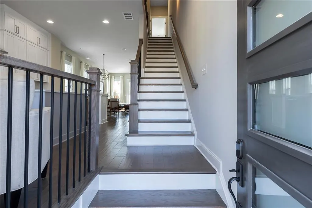 4302 Parkside Place, Atlanta, Georgia 30342, 2 Bedrooms Bedrooms, ,2 BathroomsBathrooms,Residential,Sold,4302 Parkside Place,6810851