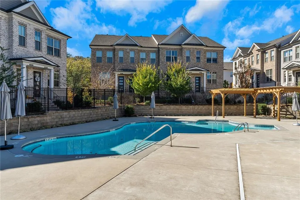 4302 Parkside Place, Atlanta, Georgia 30342, 2 Bedrooms Bedrooms, ,2 BathroomsBathrooms,Residential,Sold,4302 Parkside Place,6810851