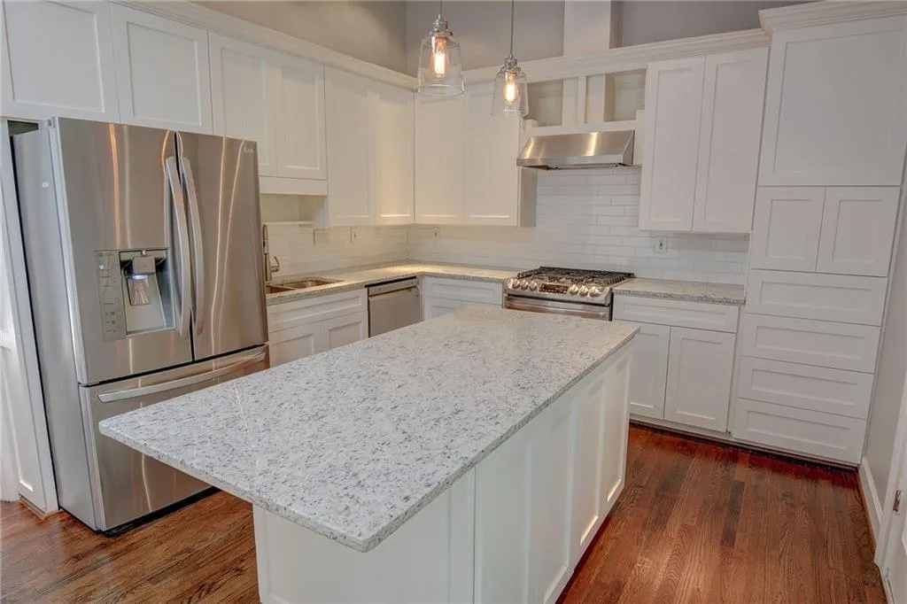 1878 Old Dominion Drive, Sandy Springs, Georgia 30350, 4 Bedrooms Bedrooms, ,2 BathroomsBathrooms,Residential,Sold,1878 Old Dominion Drive,6564102
