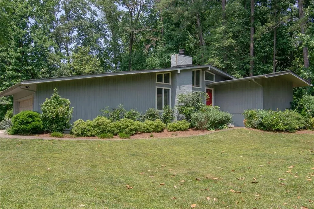 1878 Old Dominion Drive, Sandy Springs, Georgia 30350, 4 Bedrooms Bedrooms, ,2 BathroomsBathrooms,Residential,Sold,1878 Old Dominion Drive,6564102