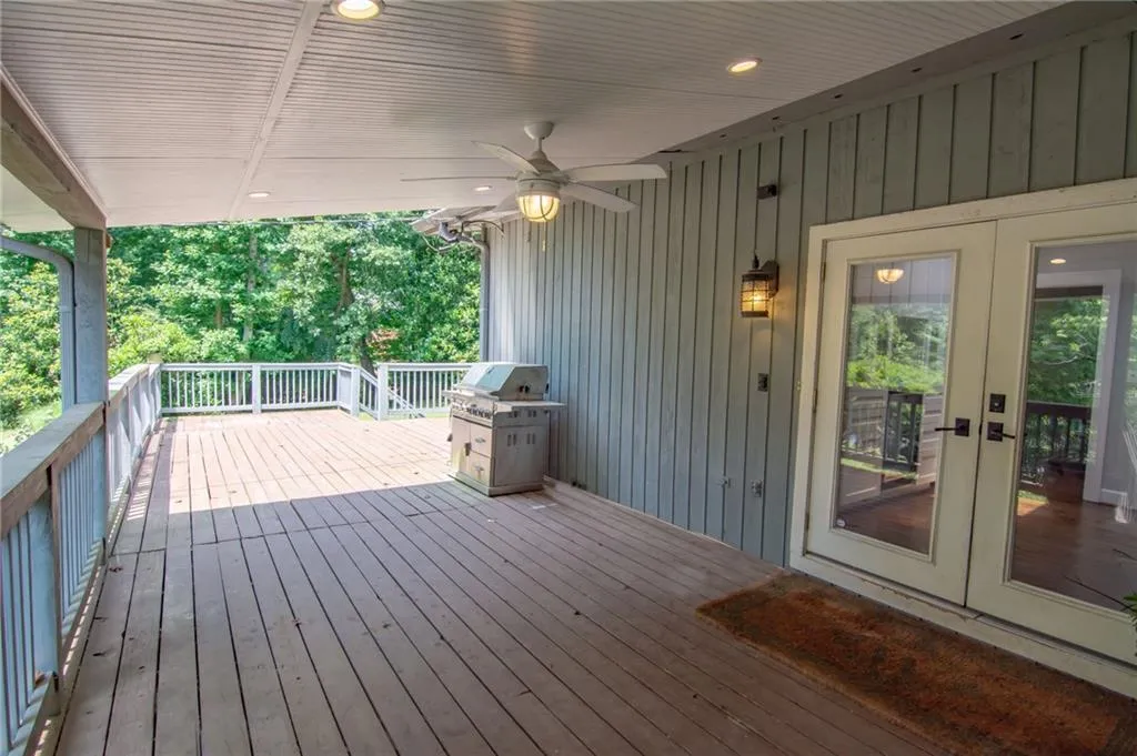1878 Old Dominion Drive, Sandy Springs, Georgia 30350, 4 Bedrooms Bedrooms, ,2 BathroomsBathrooms,Residential,Sold,1878 Old Dominion Drive,6564102