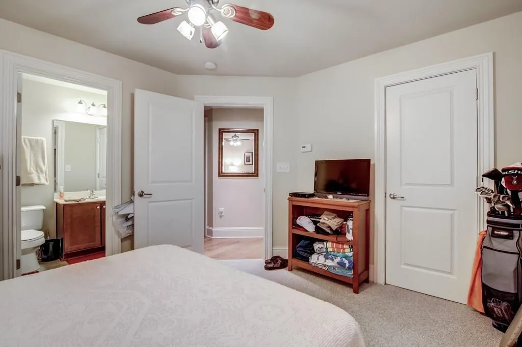 244 Le Gran Bend Unit 0, Sandy Springs, Georgia 30328, 2 Bedrooms Bedrooms, ,2 BathroomsBathrooms,Residential,Sold,244 Le Gran Bend Unit 0,5969139