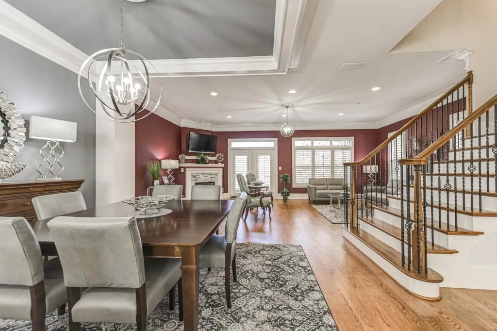 928 Boudreau Court, Sandy Springs, Georgia 30328, 3 Bedrooms Bedrooms, ,3 BathroomsBathrooms,Residential,Sold,928 Boudreau Court,6813596