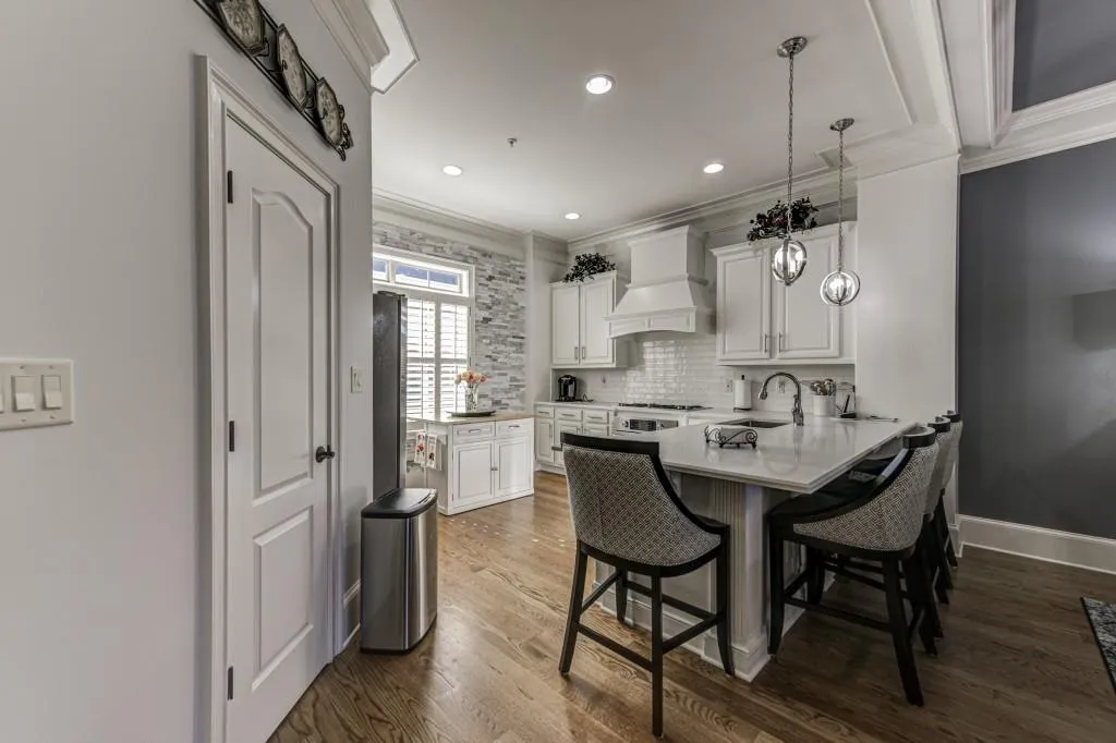 928 Boudreau Court, Sandy Springs, Georgia 30328, 3 Bedrooms Bedrooms, ,3 BathroomsBathrooms,Residential,Sold,928 Boudreau Court,6813596