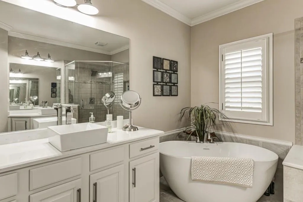 928 Boudreau Court, Sandy Springs, Georgia 30328, 3 Bedrooms Bedrooms, ,3 BathroomsBathrooms,Residential,Sold,928 Boudreau Court,6813596