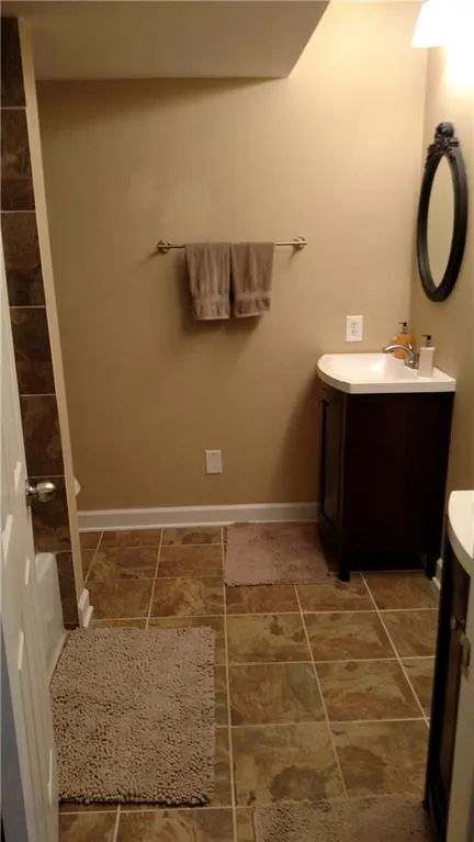 6851 Roswell Road Unit 024, Atlanta, Georgia 30328, 2 Bedrooms Bedrooms, ,2 BathroomsBathrooms,Residential,Sold,6851 Roswell Road Unit 024,5684745