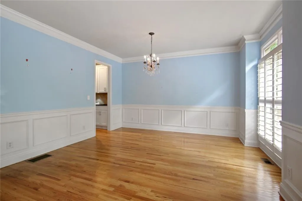 5569 Julian Place, Atlanta, Georgia 30342, 4 Bedrooms Bedrooms, ,3 BathroomsBathrooms,Residential,Sold,5569 Julian Place,6921631