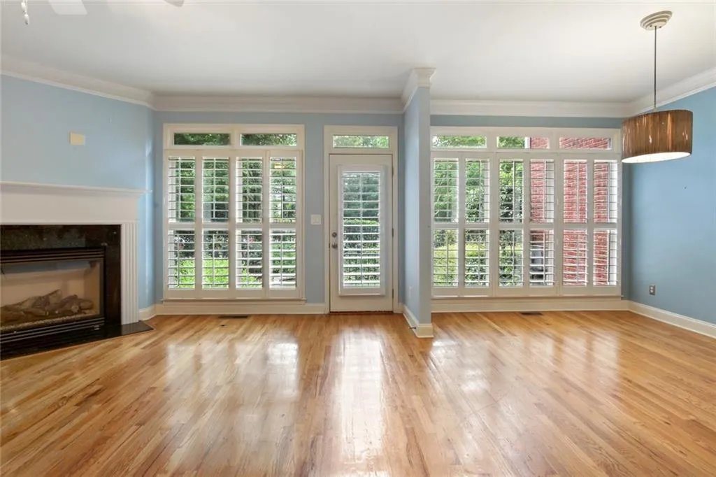 5569 Julian Place, Atlanta, Georgia 30342, 4 Bedrooms Bedrooms, ,3 BathroomsBathrooms,Residential,Sold,5569 Julian Place,6921631
