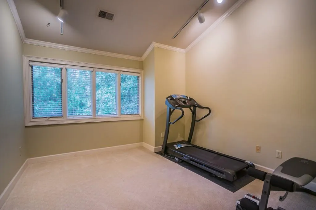 22 Westfair Court, Atlanta, Georgia 30328, 3 Bedrooms Bedrooms, ,2 BathroomsBathrooms,Residential,Sold,22 Westfair Court,5606374