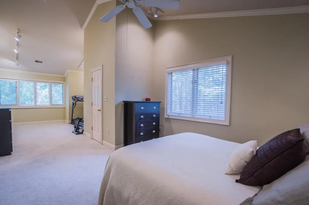 22 Westfair Court, Atlanta, Georgia 30328, 3 Bedrooms Bedrooms, ,2 BathroomsBathrooms,Residential,Sold,22 Westfair Court,5606374