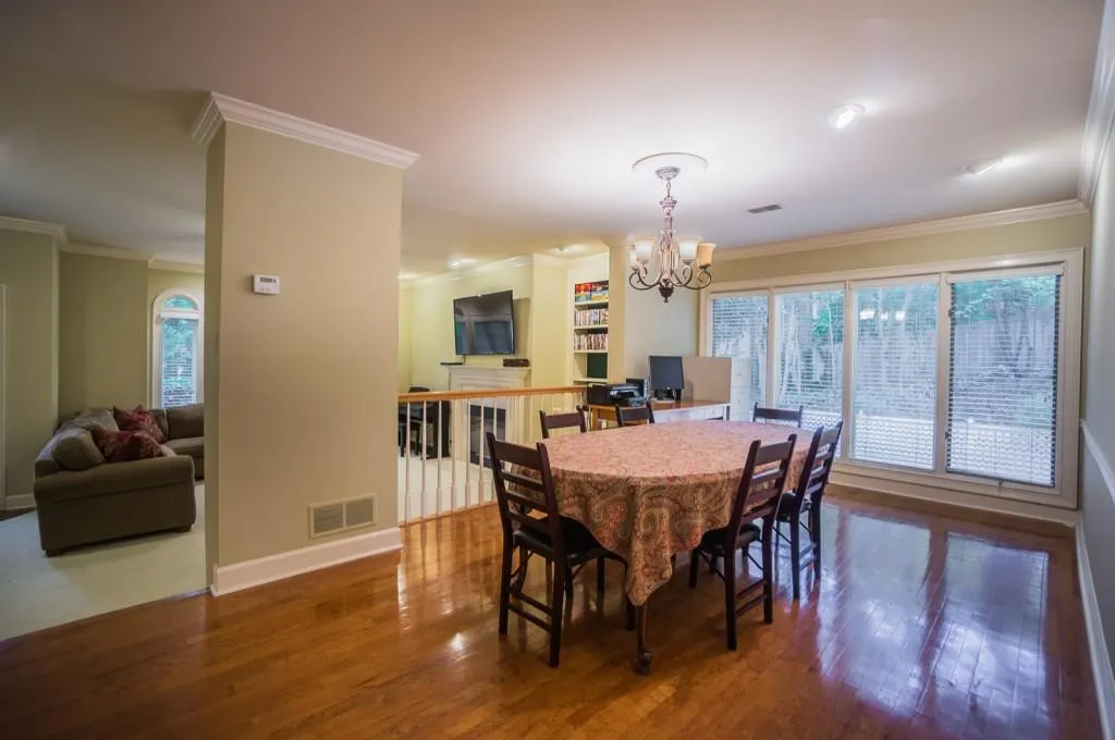 22 Westfair Court, Atlanta, Georgia 30328, 3 Bedrooms Bedrooms, ,2 BathroomsBathrooms,Residential,Sold,22 Westfair Court,5606374