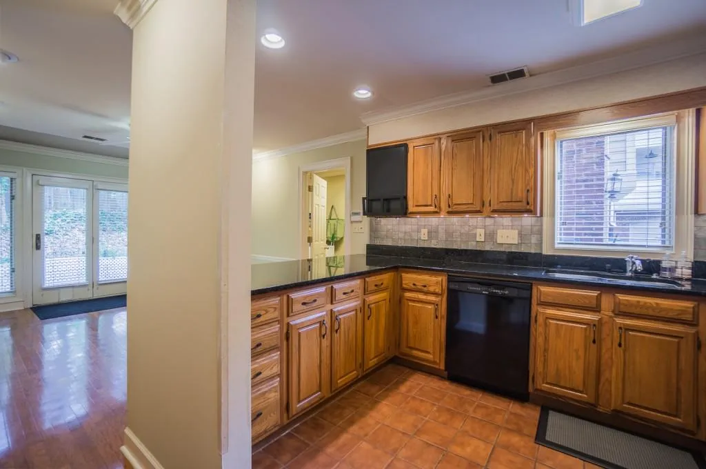 22 Westfair Court, Atlanta, Georgia 30328, 3 Bedrooms Bedrooms, ,2 BathroomsBathrooms,Residential,Sold,22 Westfair Court,5606374