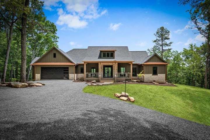 62 Tiffany Lane, Mineral Bluff, Georgia 30559