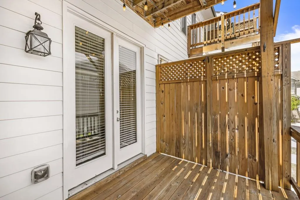 4243 Deming Circle, Sandy Springs, Georgia 30342, 2 Bedrooms Bedrooms, ,2 BathroomsBathrooms,Residential,Sold,4243 Deming Circle,7035161