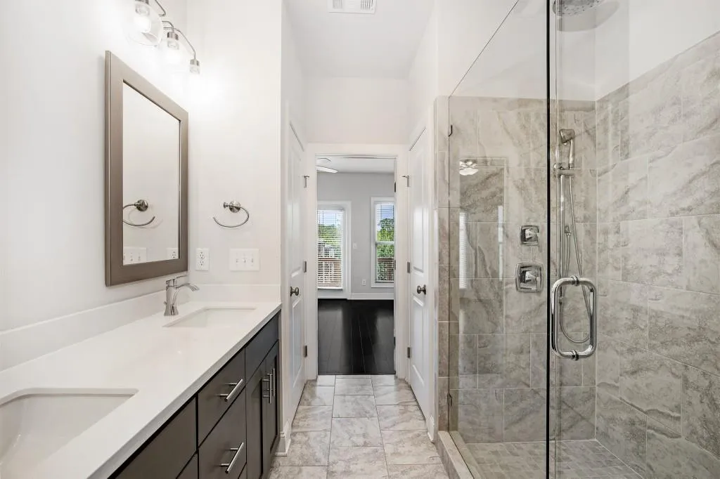 4243 Deming Circle, Sandy Springs, Georgia 30342, 2 Bedrooms Bedrooms, ,2 BathroomsBathrooms,Residential,Sold,4243 Deming Circle,7035161